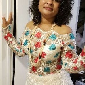 Meet your Posher, Harriette